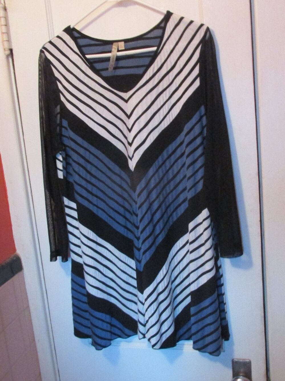 Comfy USA Tunic Top L Large Striped Blue Black Lagenlook Sheer Sleeves Artsy